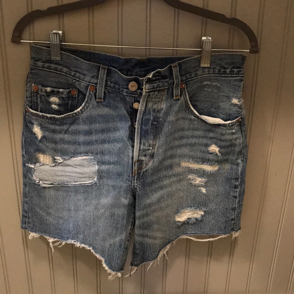 Levi’s 501 long shorts